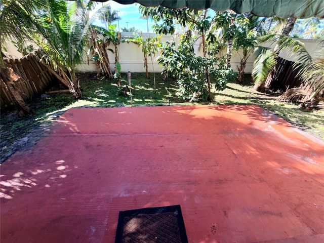 5171 NW 87th Terrace, Lauderhill, FL 33351