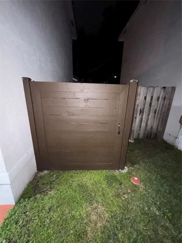 5171 NW 87th Terrace, Lauderhill, FL 33351