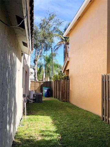 5171 NW 87th Terrace, Lauderhill, FL 33351
