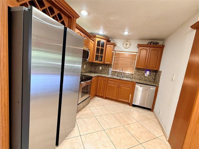 5171 NW 87th Terrace, Lauderhill, FL 33351