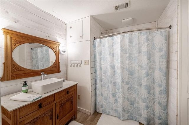 110 TWIN BRIDGES Road, Alexandria, LA 71303