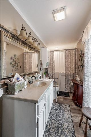 110 TWIN BRIDGES Road, Alexandria, LA 71303