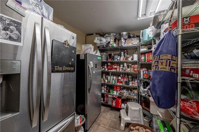 110 TWIN BRIDGES Road, Alexandria, LA 71303