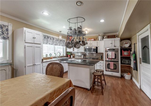 110 TWIN BRIDGES Road, Alexandria, LA 71303