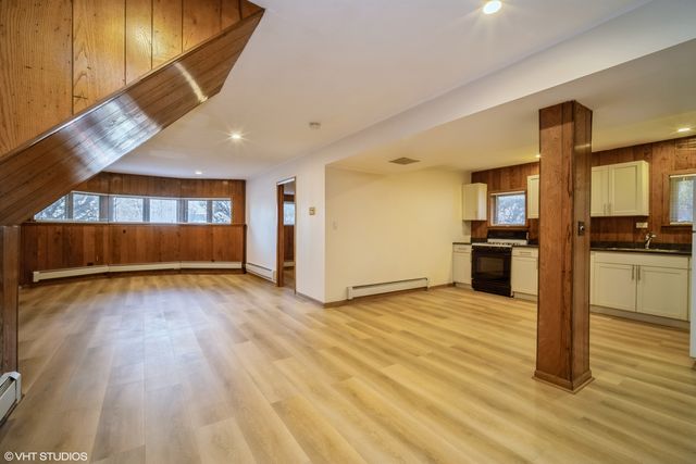 5715 N CICERO Avenue G, Chicago, IL 60646