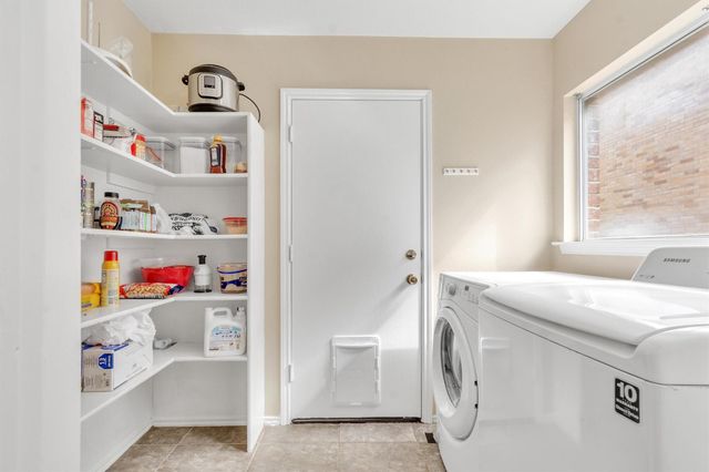 307 Crossland CV, Leander, TX 78641