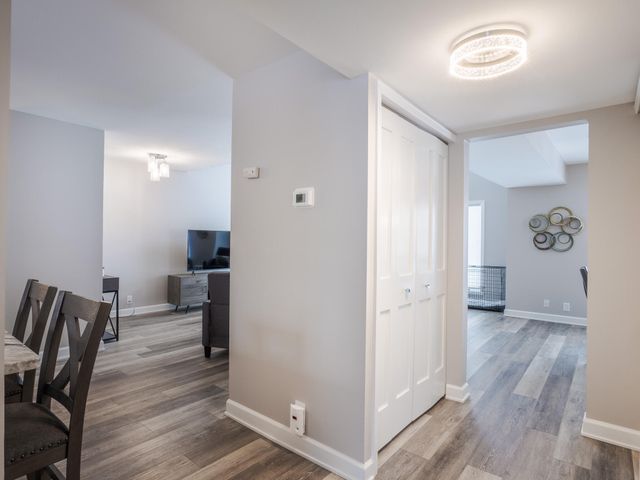 1300 Winding Ridge Lane D8, Valparaiso, IN 46383