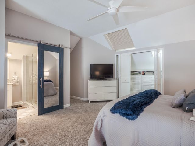 1300 Winding Ridge Lane D8, Valparaiso, IN 46383