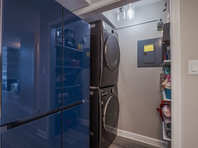 1300 Winding Ridge Lane D8, Valparaiso, IN 46383