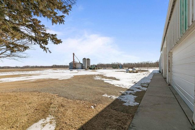 W7185 COUNTY ROAD P, Shiocton, WI 54170