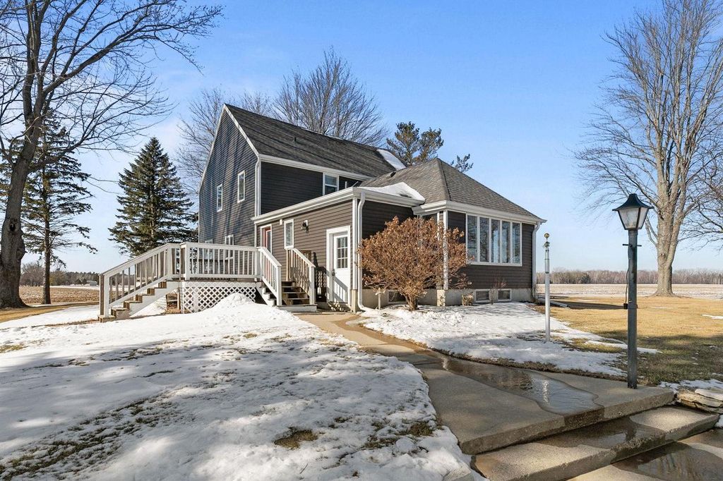 W7185 COUNTY ROAD P, Shiocton, WI 54170