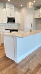 72 Riveclub Rd, Acworth, GA 30101