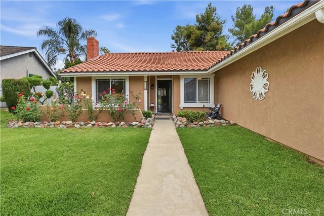 1388 Avenida Loma Vista, San Dimas, CA 91773
