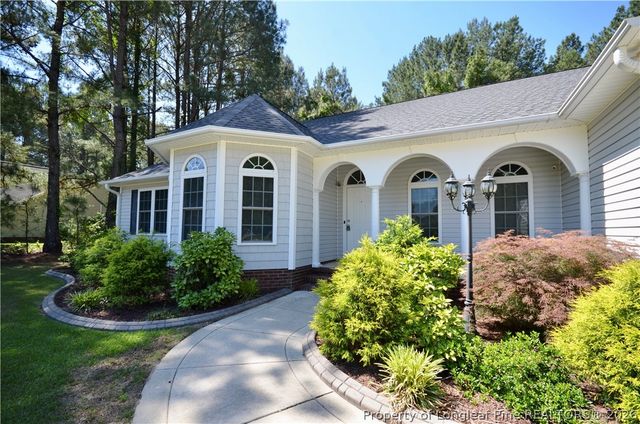 2174 Cora Drive, Hope Mills, NC 28348