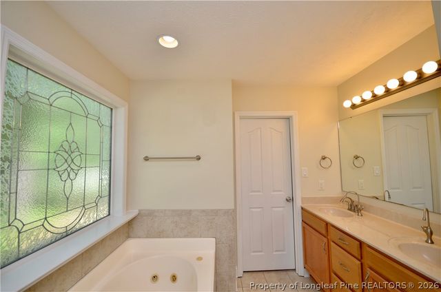 2174 Cora Drive, Hope Mills, NC 28348