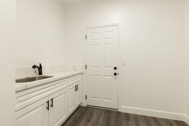 3351 N Bautista Avenue, Hanford, CA 93230