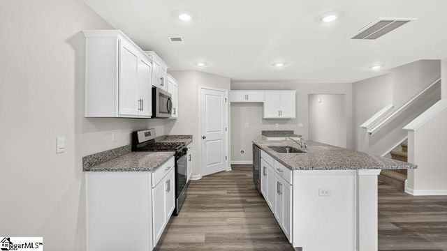 2142 Pierett Circle, Woodruff, SC 29388