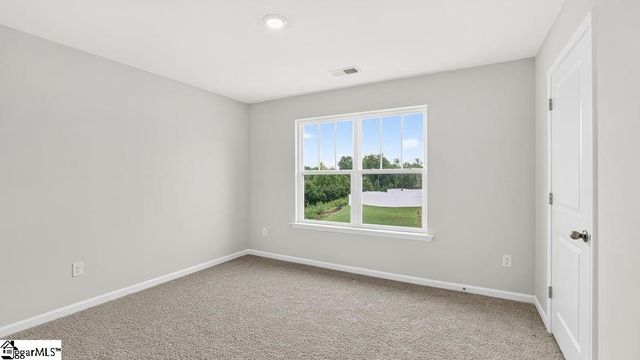 2142 Pierett Circle, Woodruff, SC 29388