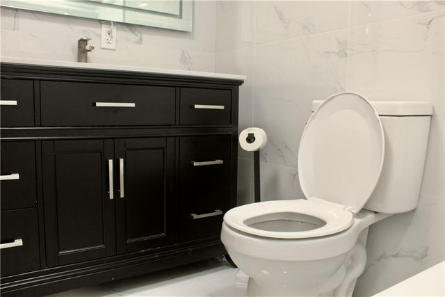 130 Fordson Avenue 2, Cranston, RI 02910