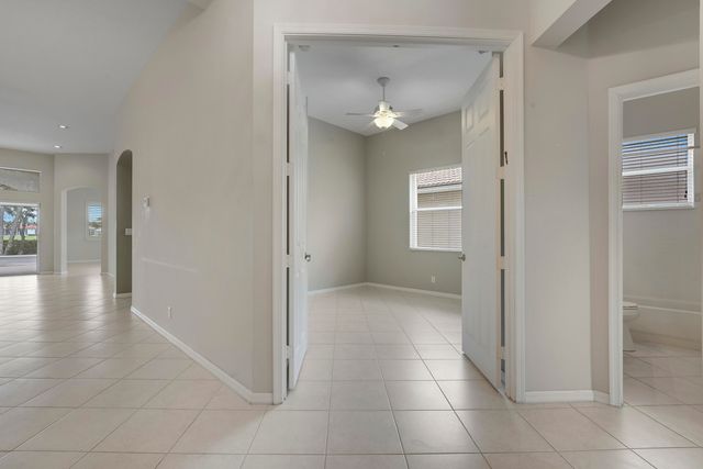 9624 Taormina Street, Lake Worth, FL 33467