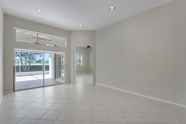 9624 Taormina Street, Lake Worth, FL 33467