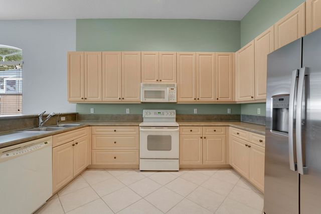 9624 Taormina Street, Lake Worth, FL 33467
