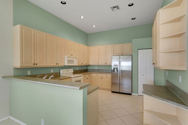9624 Taormina Street, Lake Worth, FL 33467