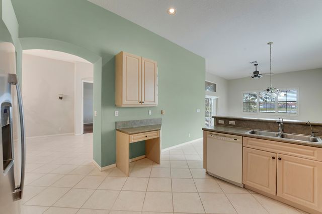 9624 Taormina Street, Lake Worth, FL 33467