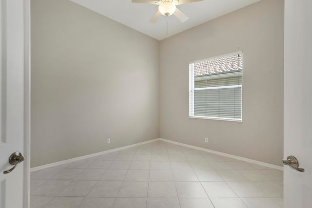 9624 Taormina Street, Lake Worth, FL 33467