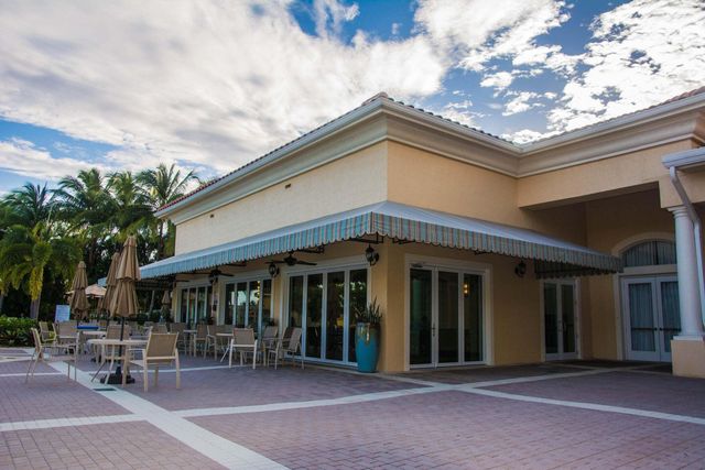 9624 Taormina Street, Lake Worth, FL 33467