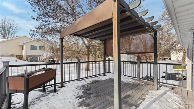 1502 Armstrong Circle NW, Alexandria, MN 56308