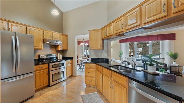 1502 Armstrong Circle NW, Alexandria, MN 56308