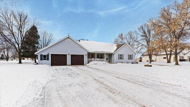 1502 Armstrong Circle NW, Alexandria, MN 56308