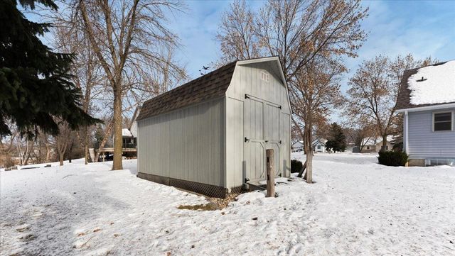 1502 Armstrong Circle NW, Alexandria, MN 56308