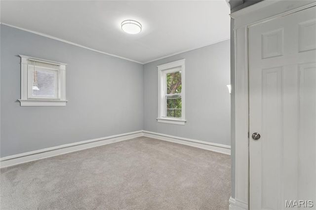 5922 Oakherst Place, St Louis, MO 63112