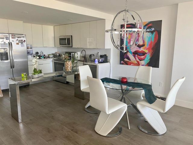 2780 NE 183RD Street 1515, Aventura, FL 33160