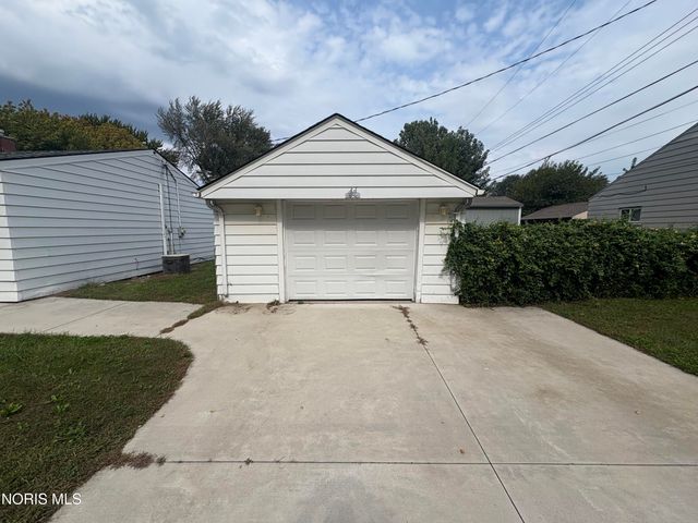 2530 South Avenue, Toledo, OH 43609