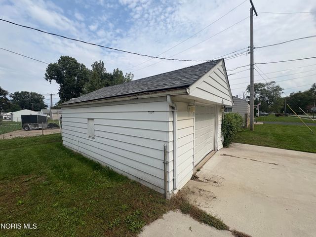 2530 South Avenue, Toledo, OH 43609