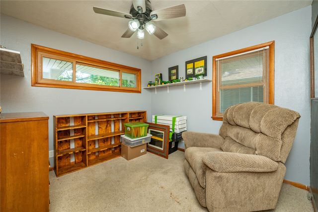 4028 Lynner Drive, Des Moines, IA 50310