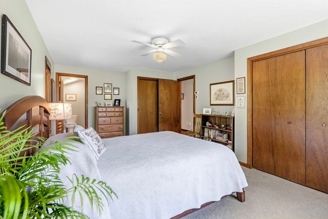 788 Burts Pit Rd, Northampton, MA 01062