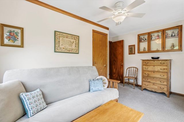 788 Burts Pit Rd, Northampton, MA 01062