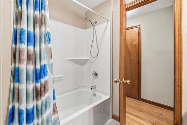 788 Burts Pit Rd, Northampton, MA 01062