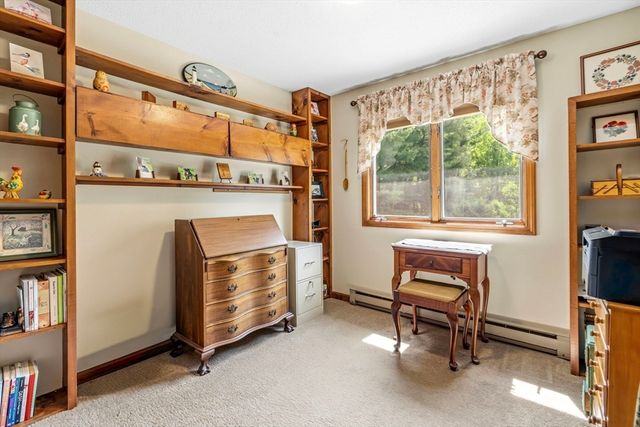 788 Burts Pit Rd, Northampton, MA 01062
