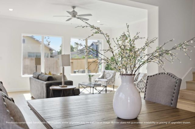 5523 Katy Freeway, Houston, TX 77007