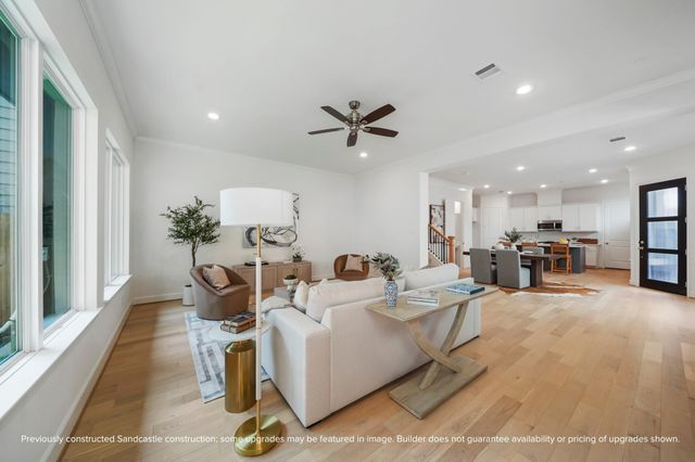 5523 Katy Freeway, Houston, TX 77007