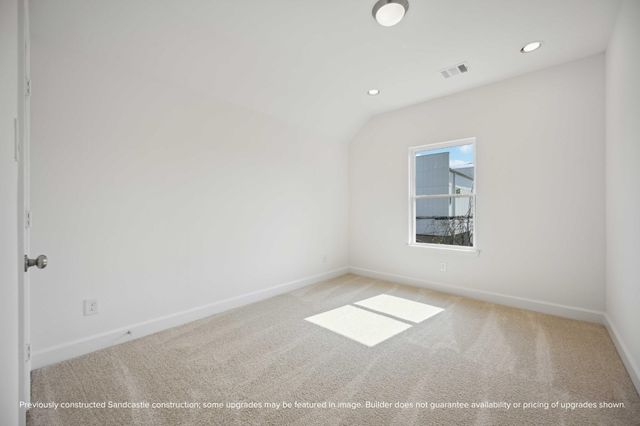 5523 Katy Freeway, Houston, TX 77007