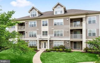 8813 STONE RIDGE CIR #202, Pikesville, MD 21208