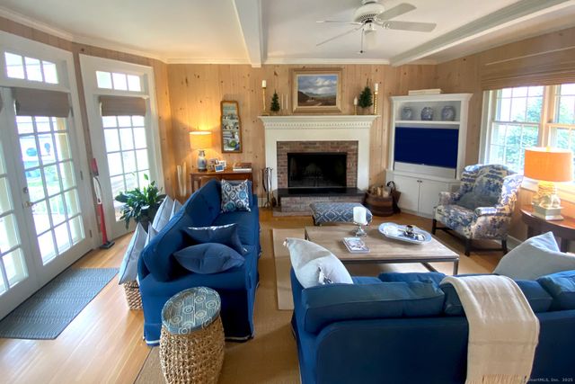 95 Compo Road North, Westport, CT 06880