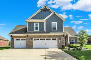 1069 Forest Glen Drive, Greenfield, IN 46140