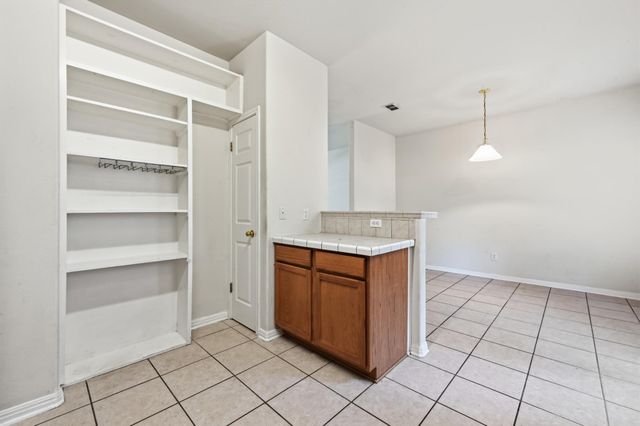 36 Deer Ridge RD, Wimberley, TX 78676